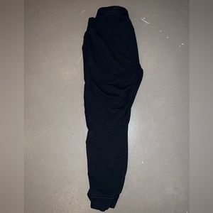 Men’s Lululemon city sweat black joggers!Just don’t fit me anymore